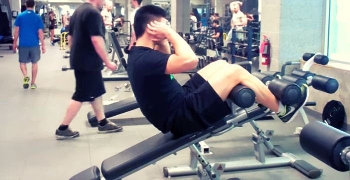 what does decline bench work