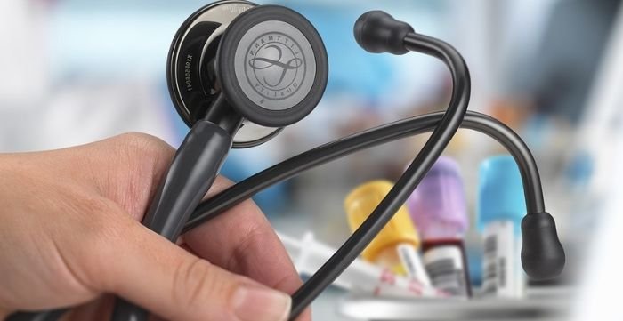 what does a stethoscope do