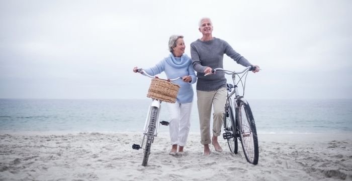 safe ways for seniors to stay cool in the summer