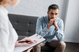 alternative treatment options for people with alcohol addiction