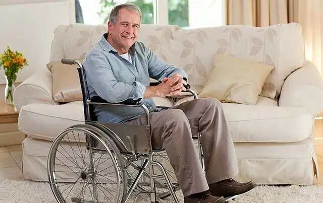 benefits of bariatric wheelchair