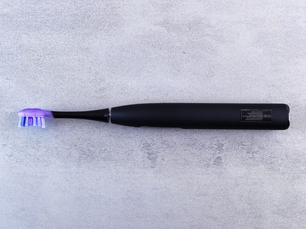 Electric toothbrush with a clean head ready for use